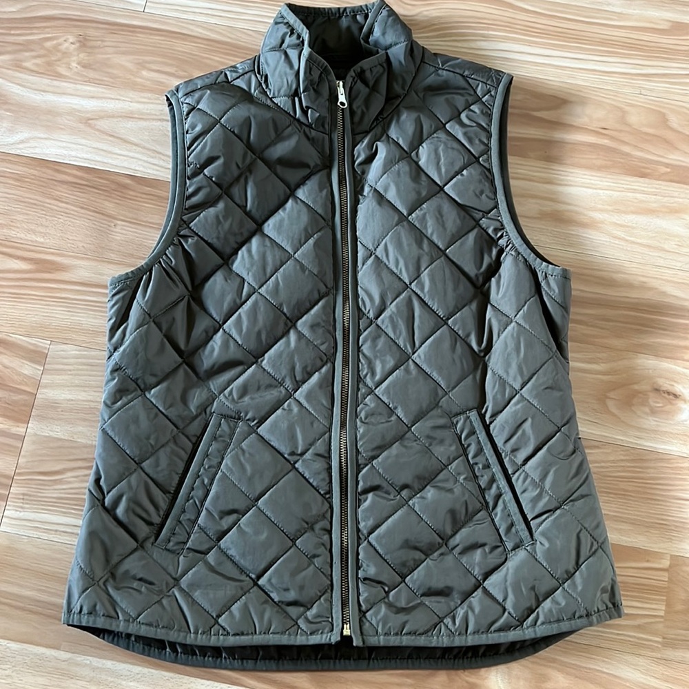 Old Navy Quilted Vest